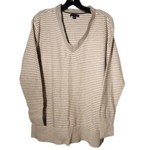 Tommy Hilfiger Women's V-Neck Long Sleeve Gray and White Striped Sweater Size XL